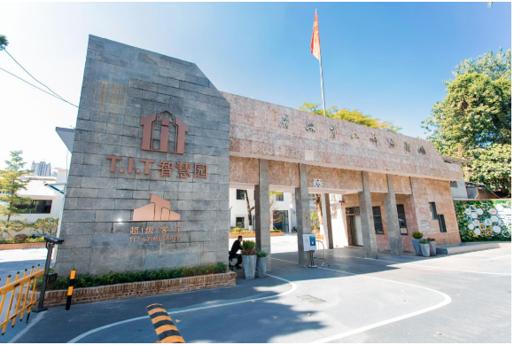 十佳志愿者 | 活化二棉厂，他致力于留住员村记忆